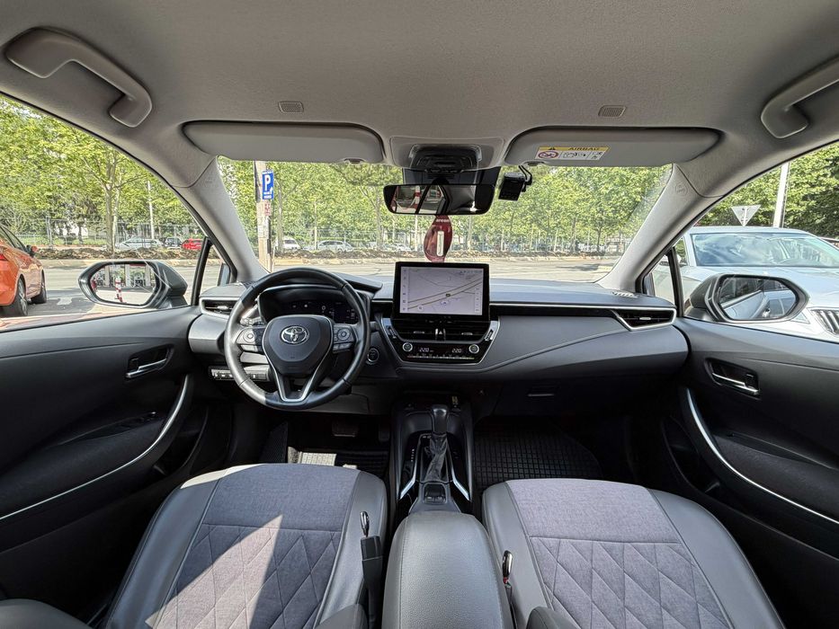 TOYOTA COROLLA 1.8 Sedan Dynamic 140 CP Hybrid 2023 Primul proprietar