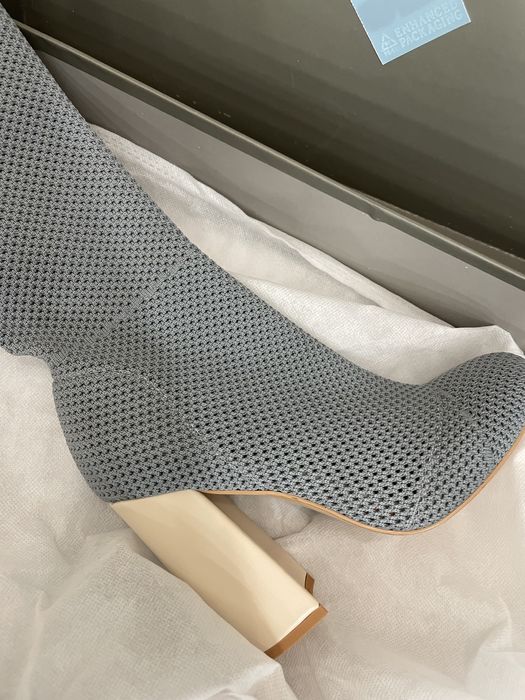 Продам вязанные удобные самоги, на весну.