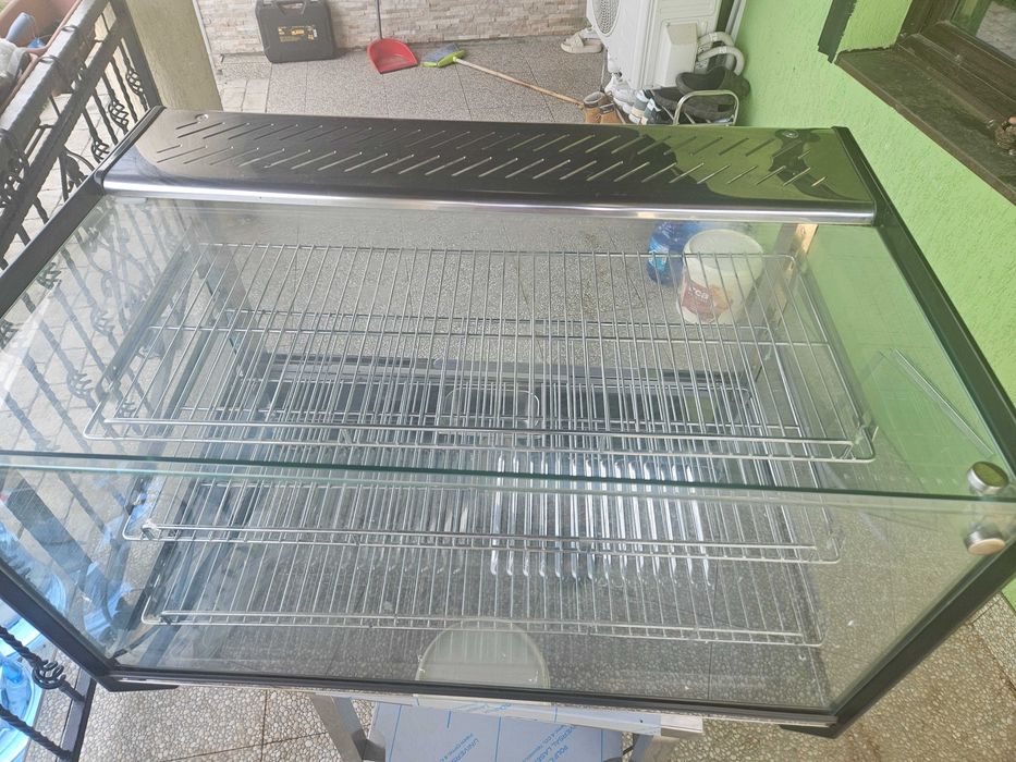 Vitrina calda profesionala-Ca noua ( utilizata 2 saptamani)