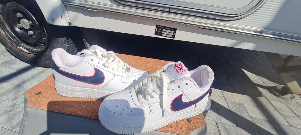 Adidasi Nike Air Force 1