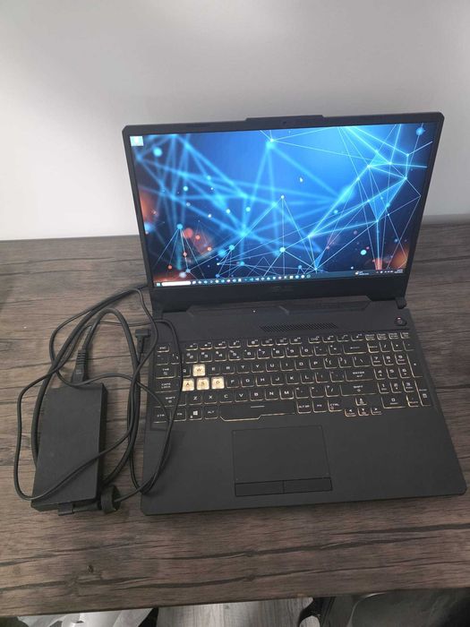 Laptop Gaming ASUS TUF F15 — i7-10870H, GTX 1650 4GB, 16GB RAM, 144Hz