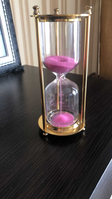 Часы песочные  бронзовые !