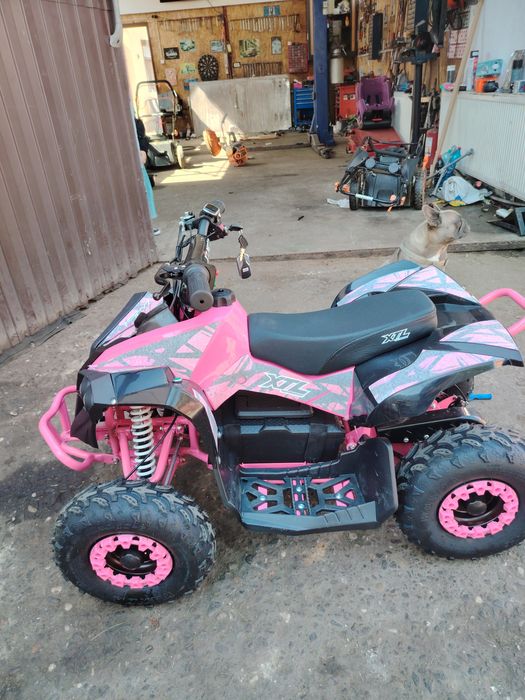 Vând atv electric copii