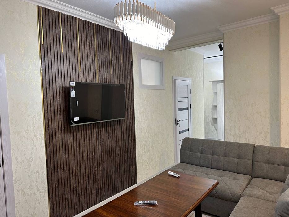 Вокзал.Сдаётся 3х комнатная Люкс в Новостройке.KARAVAN ,магазин