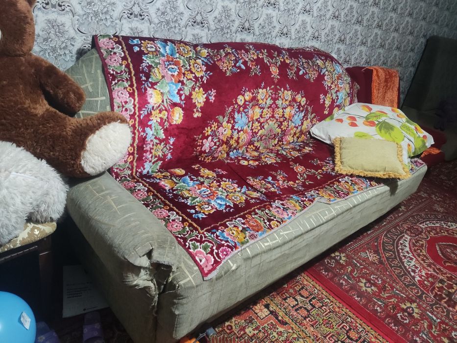 Divan bor sostayanasi yaxshi