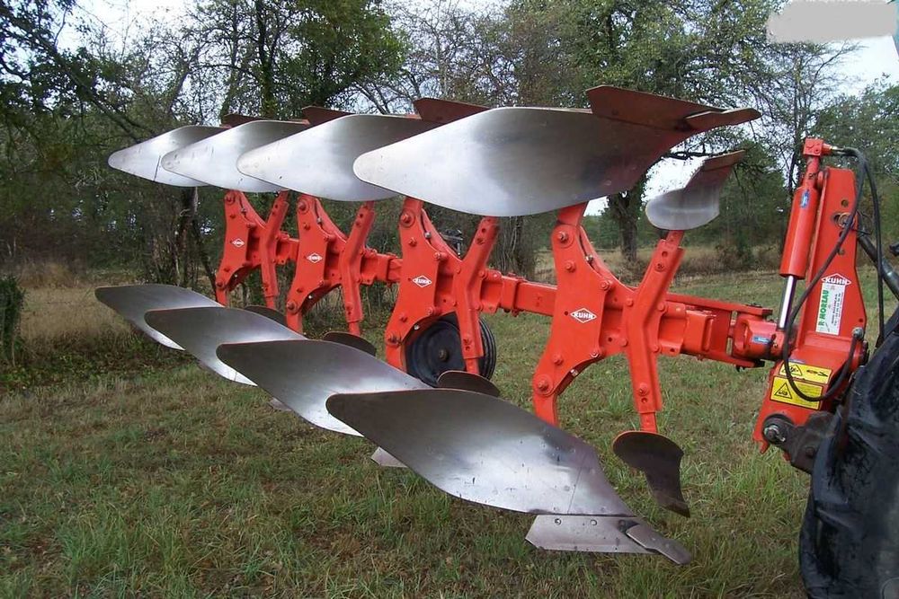 Plug Kuhn Master 3 cormane 4 cormane  5 brazde  2014 Lemken huard