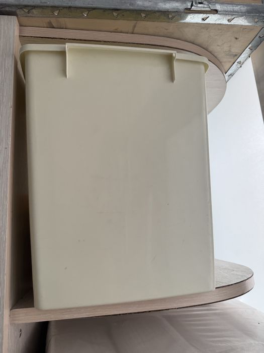 Продам Ведра в количесте 4 шт