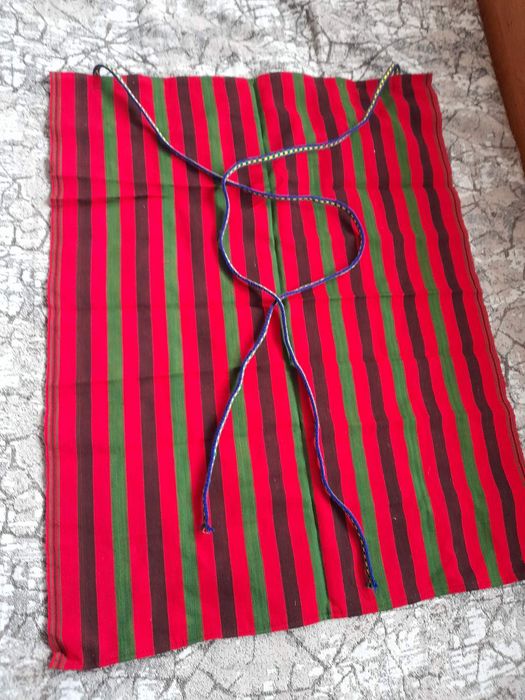 Автентичен ръчно тъкан плат