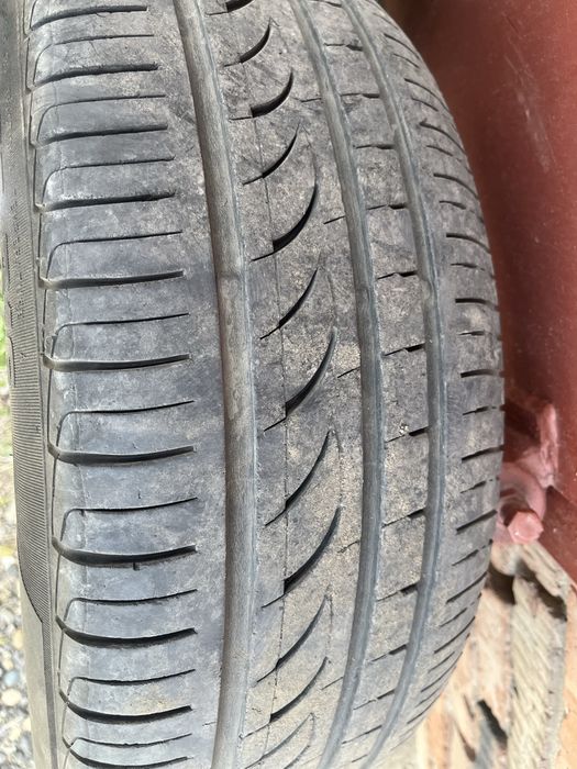 Продам летнию резину с дисками.