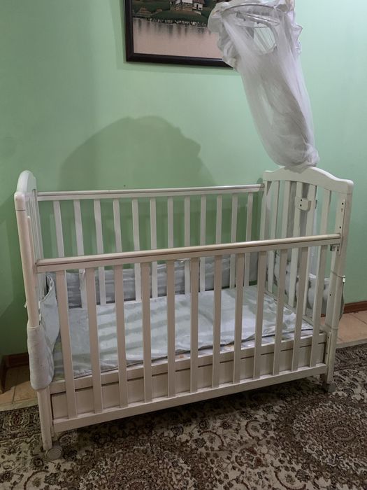 Манежь деревянный