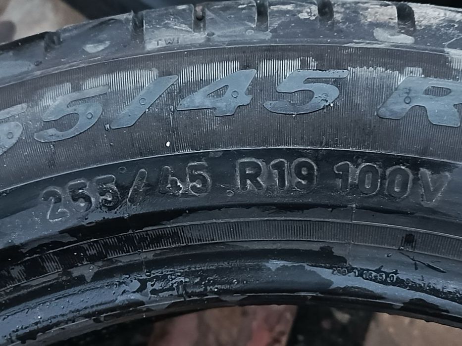 255/45/19 комплект
