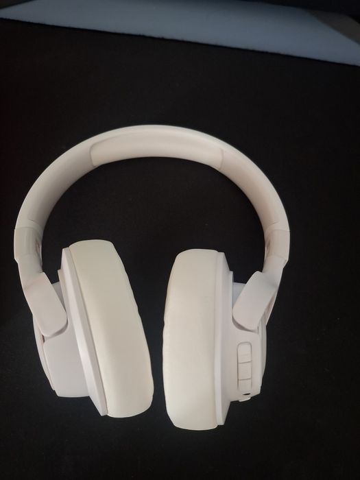 Casti JBL albe over-ear