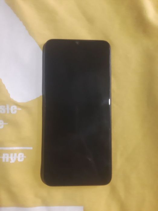 Redmi A2+ 32 GB  sotiladi