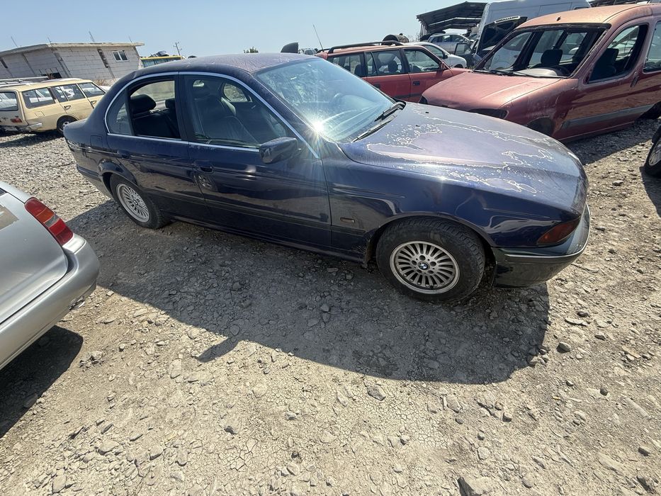 BMW 525  E39 2.5 TDS  143 кс 1999г на части