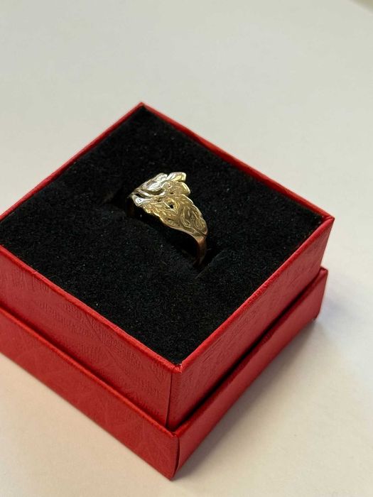 *** Топ Цена *** Златен пръстен 2.25гр 14к