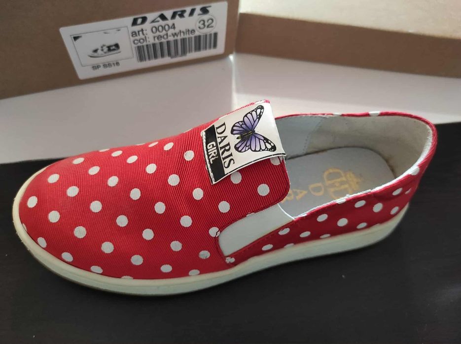 Детски обувки номер 32