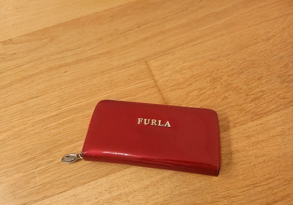FURLA портмоне лак