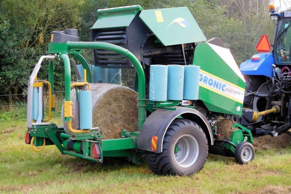 AGRONIC MultiBaler финский пресс-обмотчик