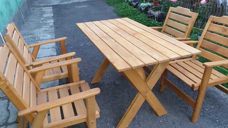 set de scune si masa pentru terasa