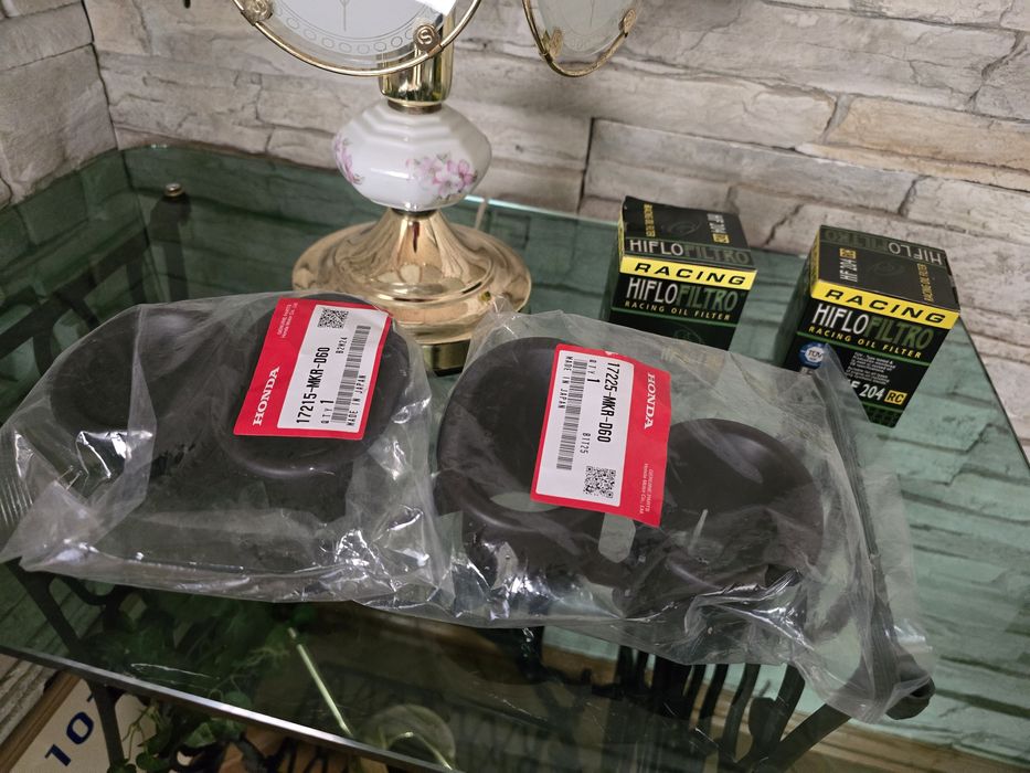 CBR 1000 RR-R (Sc82) 2022 EU фунии / Velocity stacks