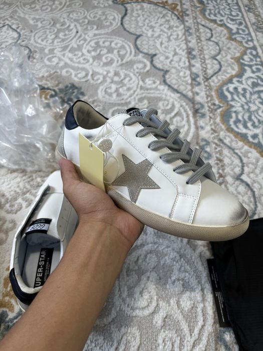 Продается новые Golden Goose.