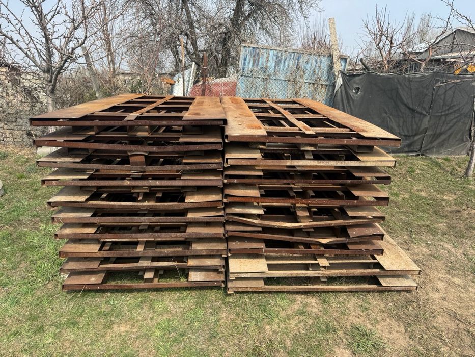 Поддонный металичиский