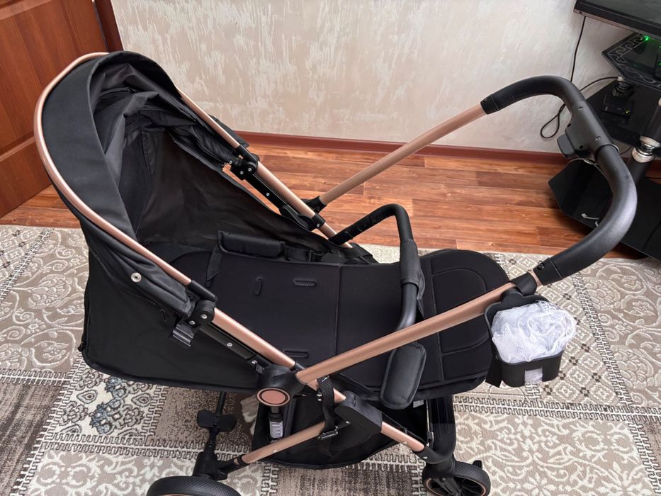 Коляска детская новая
