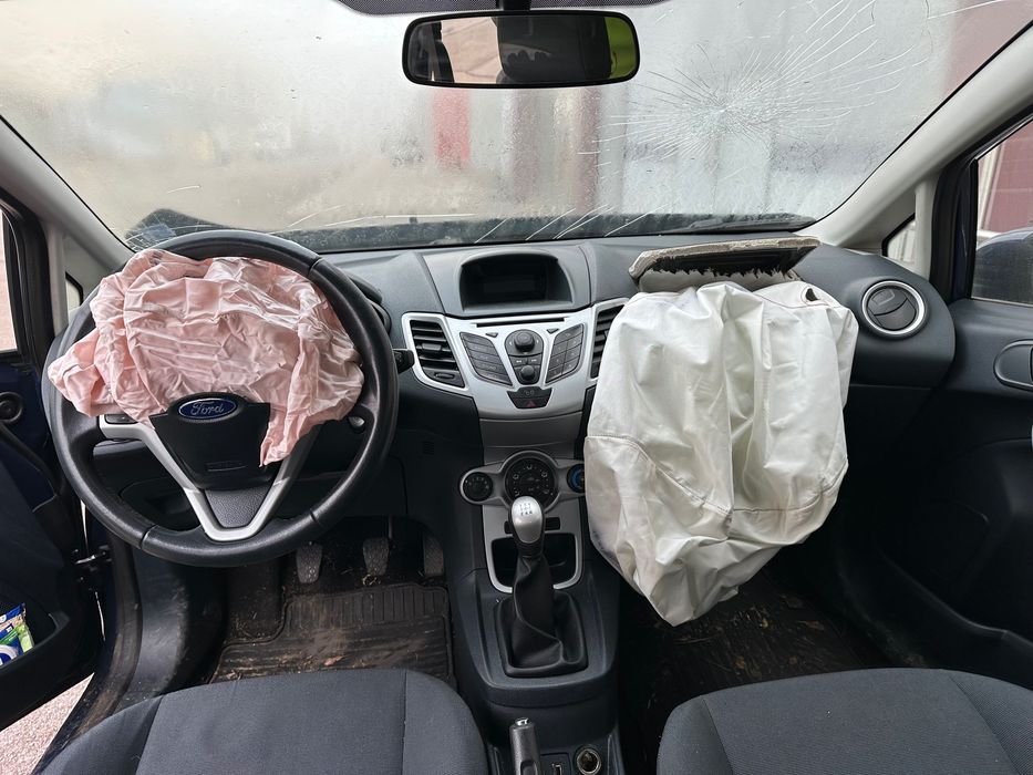 Форд Фиеста 1.25i На Части