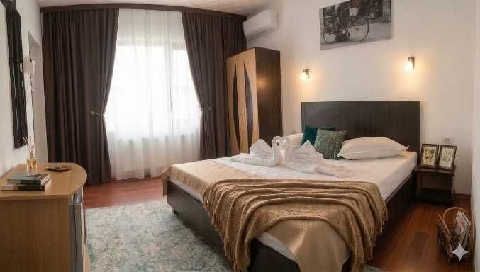 Cazare Vila Costinești - 6 Camere Primitoare, Foișor și Grădină