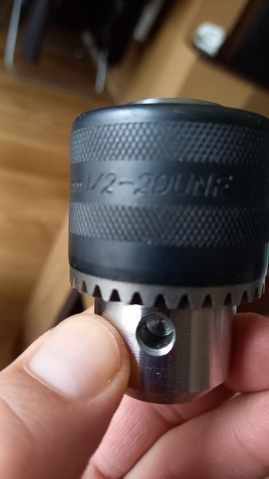 Патроник за бормашина ТОТАЛ