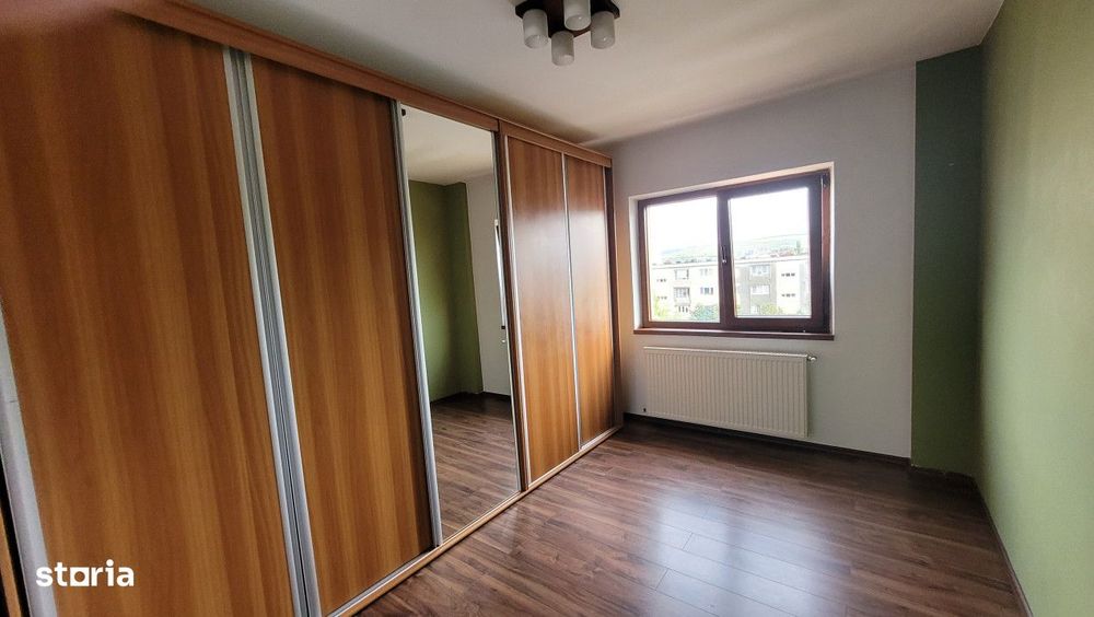Apartament de 2 camere decomandate, 61 mp, balcon, zona Intre Lacuri — fotografia 3