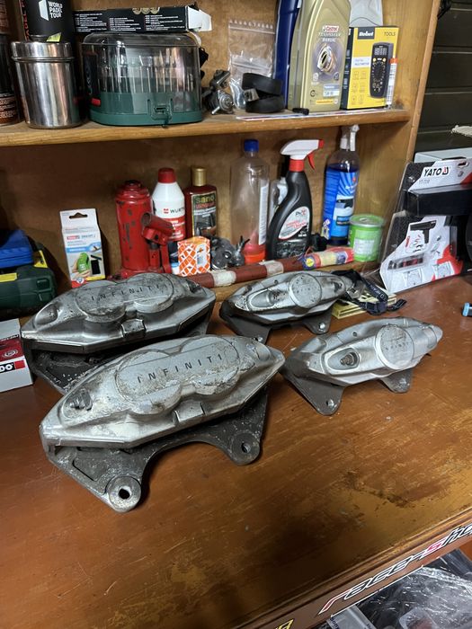 Etrieri frana Akebono 4502 Infiniti G37 / Nissan 370z