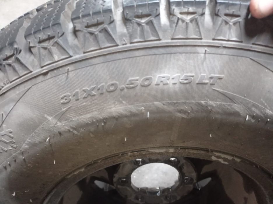 Шины с дисками на Мицубиси Паджеро