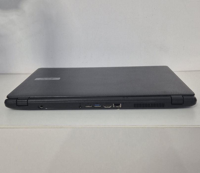 Laptop Acer Aspire cu tastatura defectă