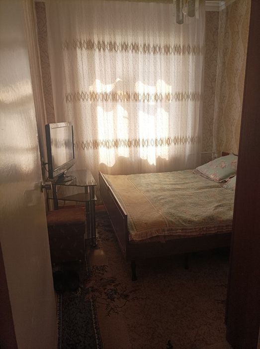 3xonali Kvartira sotiladi