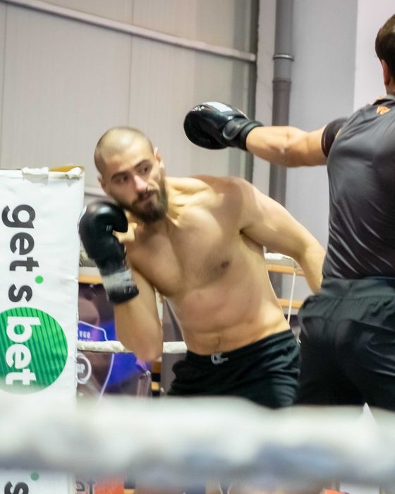 Antrenamente Private Box/Kickbox/Self-defense –București(Zona Unirii)