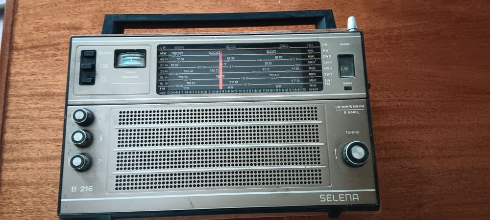 Ретро радиоприемник SELENA B 216