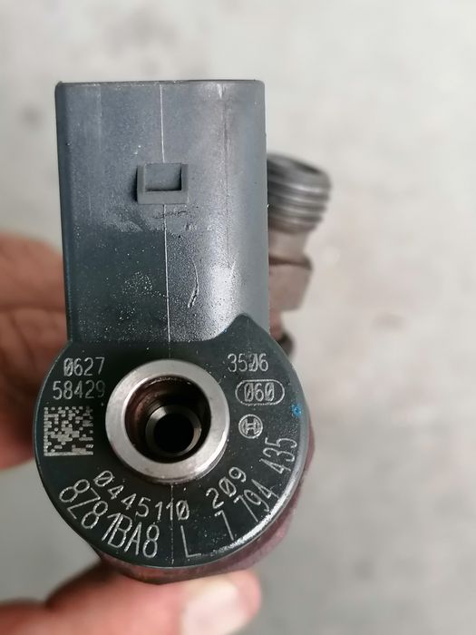 Дюзи  и Помпа високо налягане за БМВ е46 318 D/BMW E46 318 D