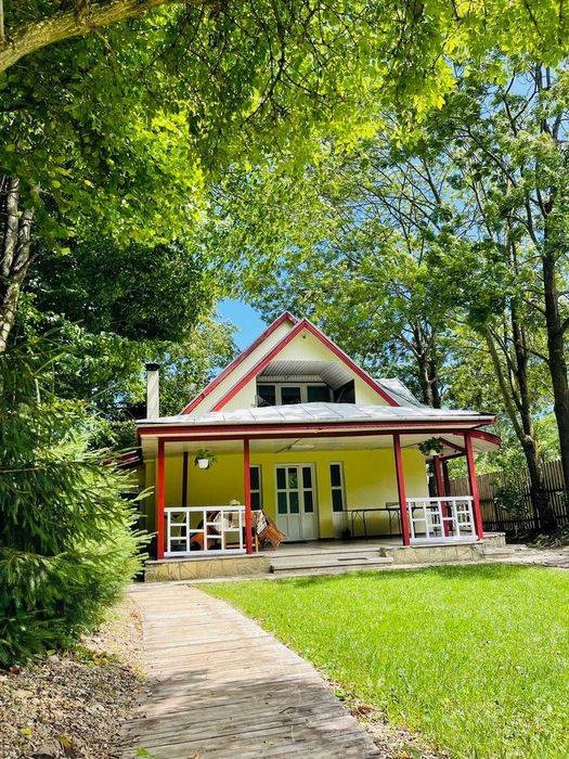 Cazare  CASA ALEX Slanic  Moldova