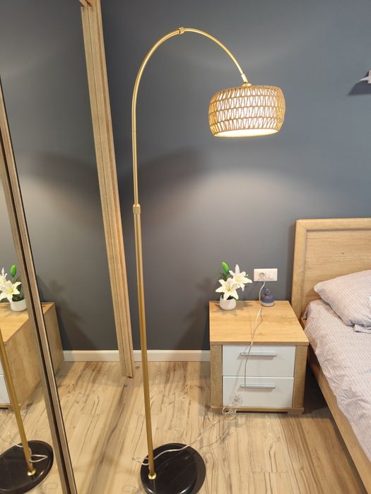 Lampadar, lampa podea