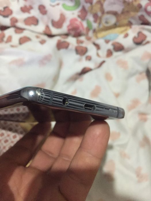 Samsung s10 5G  tel eng yuqori sifatli s10, s10+, not 10+ga dam beradi