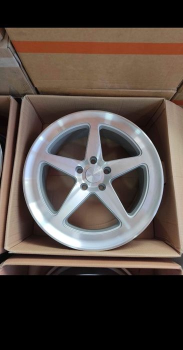 Джанти 18" VOSSEN 5X112 нови