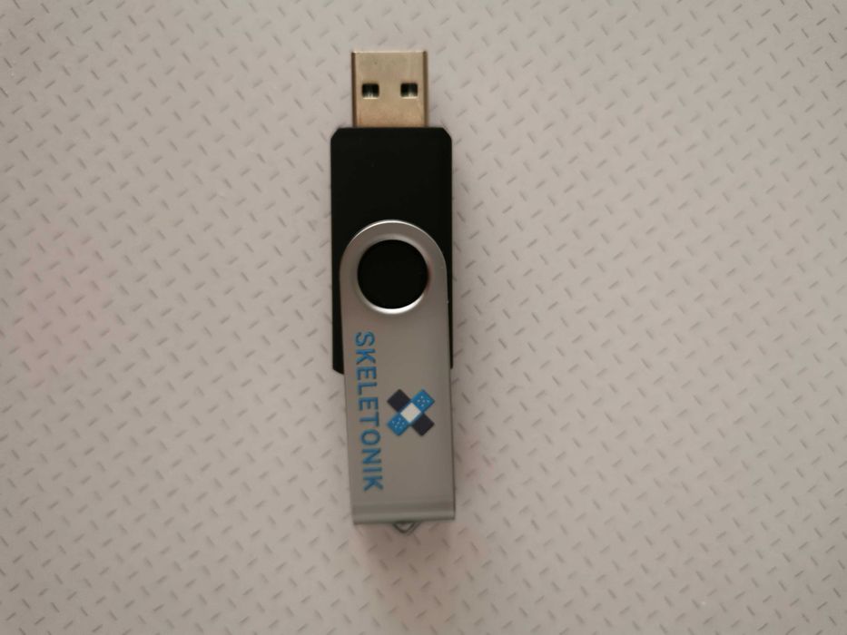 Флашка 16GB - 60 броя