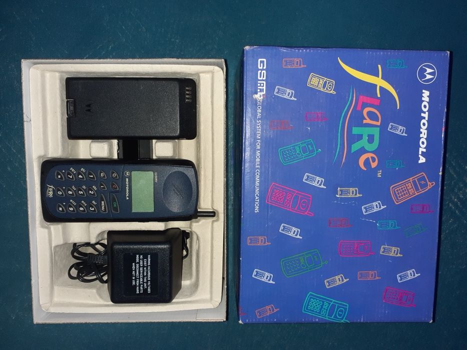 Vand telefoane Motorola