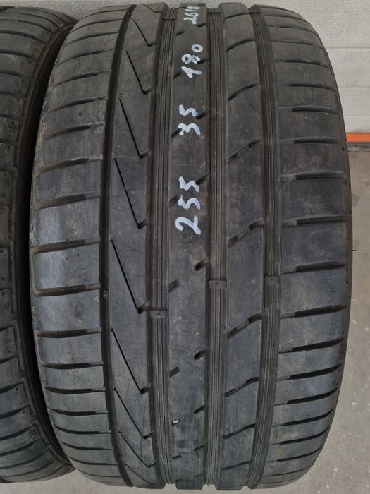 Летни гуми 4 броя Спорт П. HONAKOOK Ventus S1 Evo2 255 35 R18 225 40 R18 дот 2618