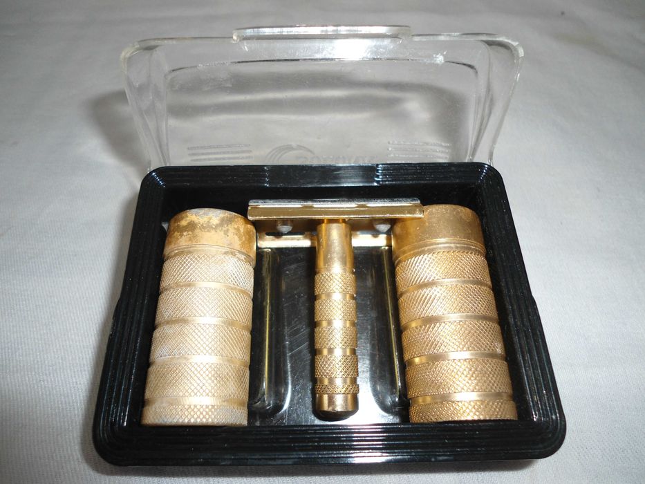 РЕТРО комплект за бръснене