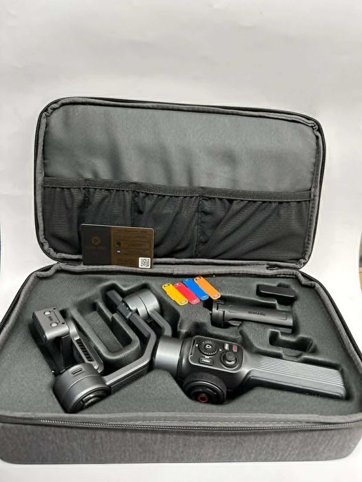 Видеостабилизатор Zhiyun Smooth 5S SM118 + Аксесоари / Перфектен