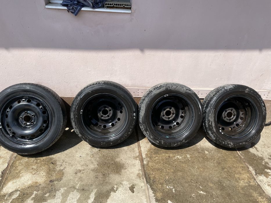 De vanzare jante tabla si cauciucuri Skoda Fabia/ similar gama vag