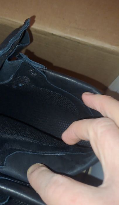 Мужские сапоги. Сатылды