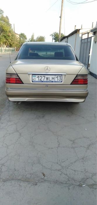 Бампер на мерседес w124 стиль amg gen2